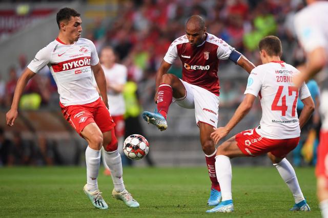 张帆22分北控力克深圳 库马杰15+12山东胜江苏